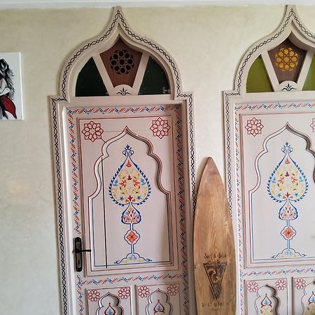 Surf & Salsa Guest House Agadir Exterior foto