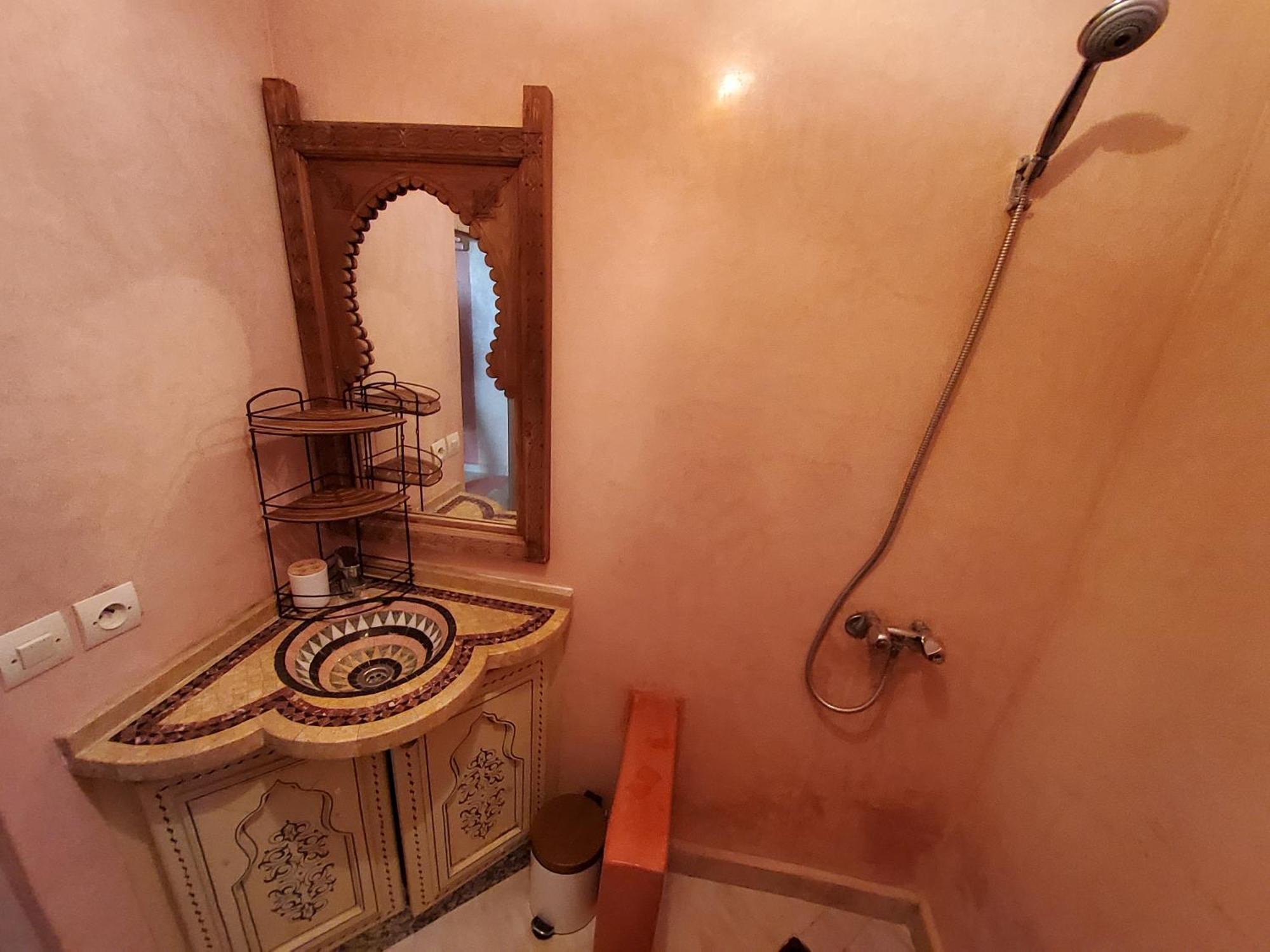 Surf & Salsa Guest House Agadir Exterior foto