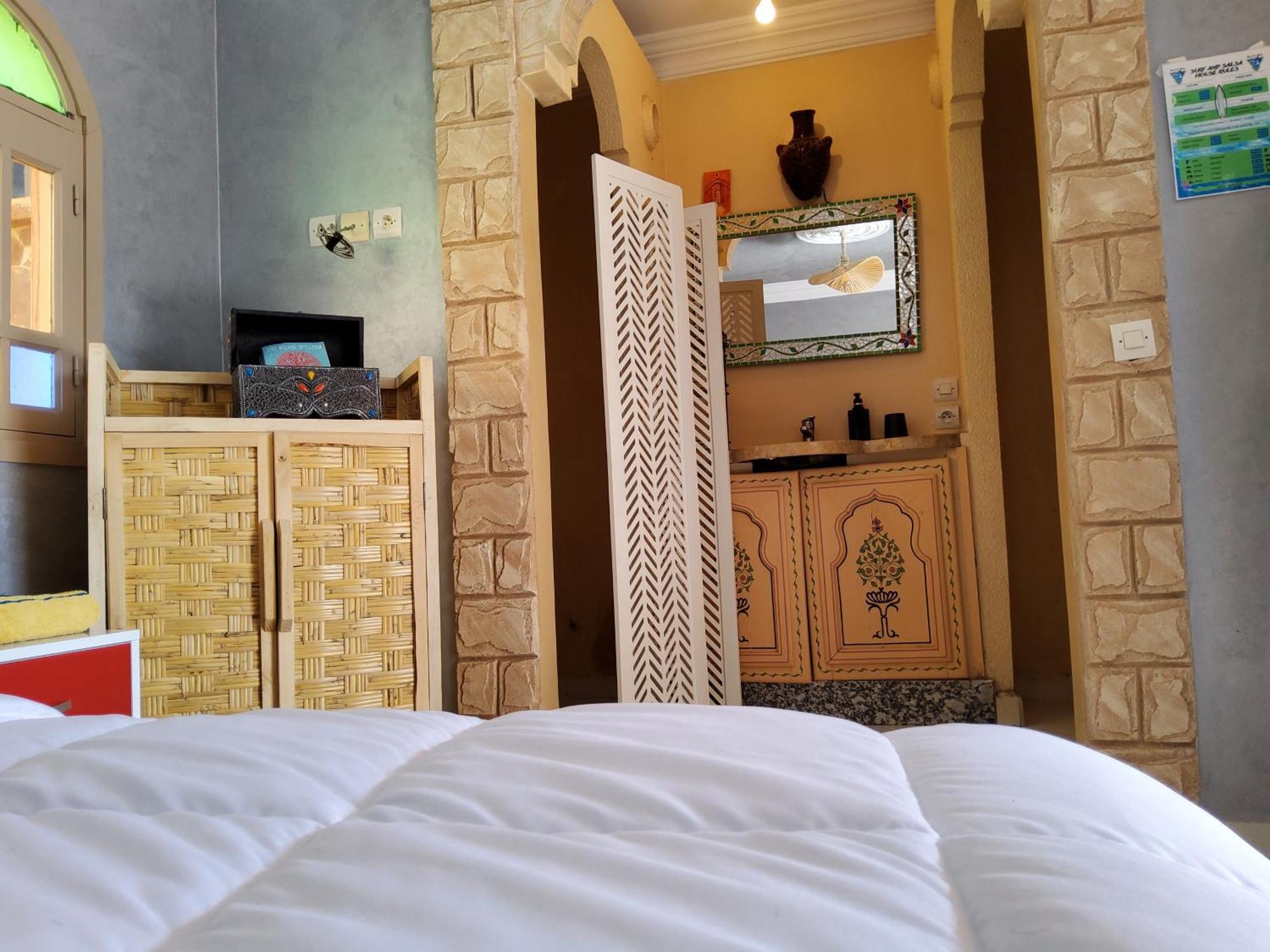 Surf & Salsa Guest House Agadir Exterior foto