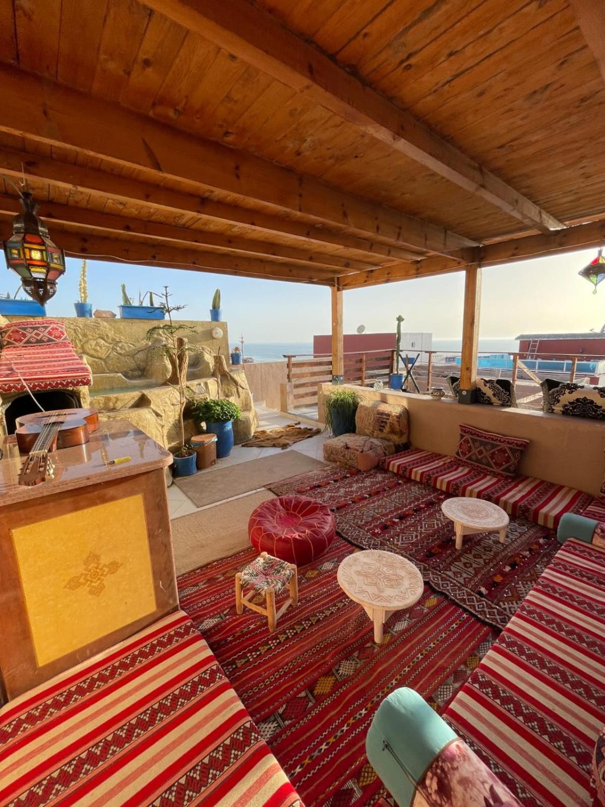 Surf & Salsa Guest House Agadir Exterior foto