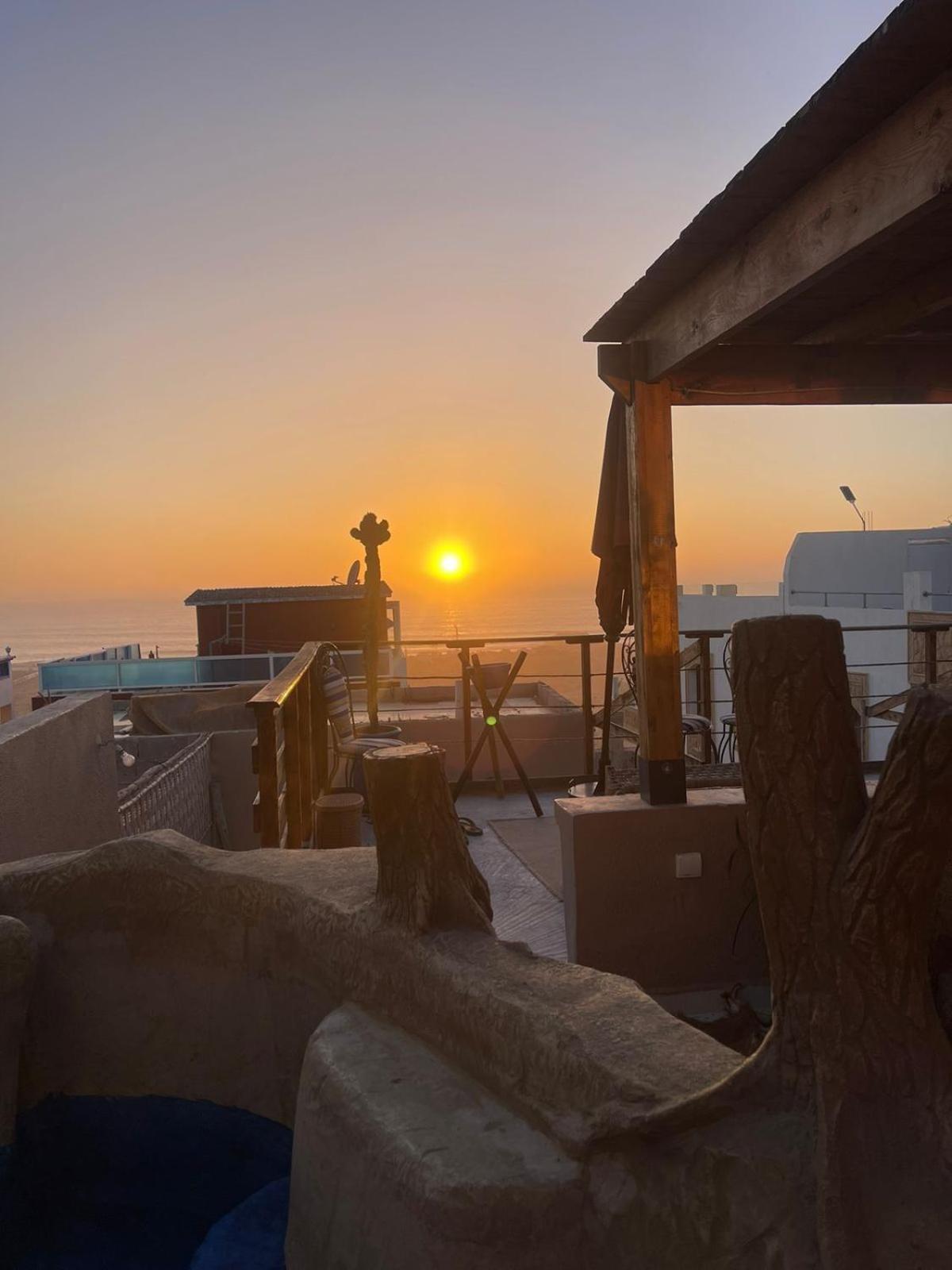 Surf & Salsa Guest House Agadir Exterior foto